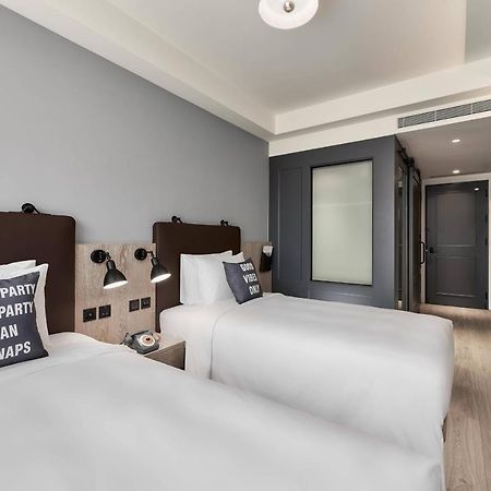 Moxy Taichung Ξενοδοχείο Εξωτερικό φωτογραφία